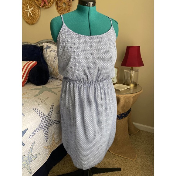 Old Navy Sleeveless Dress Large Adjustable Straps Light Blue Print NWT - Picture 1 of 9